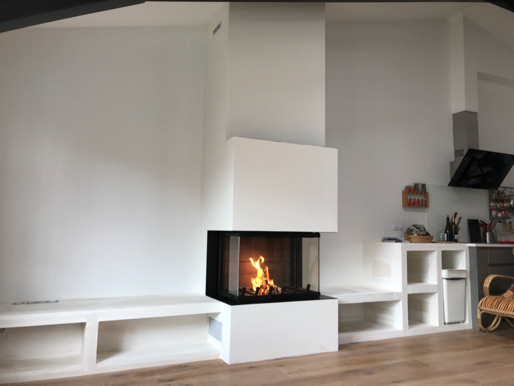 Installation d'un insert à bois par Cheminées et Poêles de Dammarie